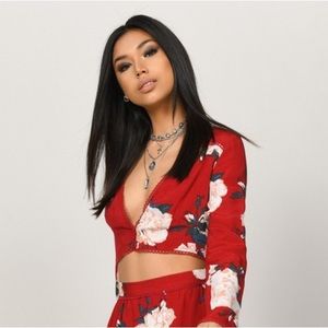 Tobi red floral long sleeve crop top small nwt #19